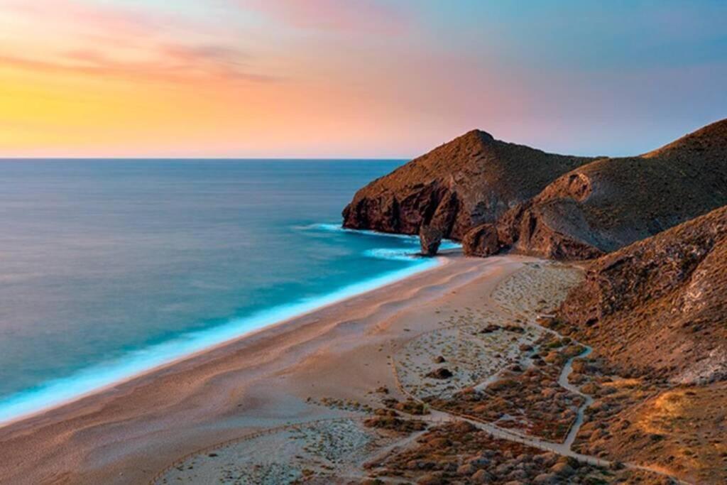 Atico Con Encanto En Cabo De Gata. A 100M De La Playa. Carboneras Dış mekan fotoğraf